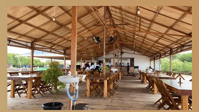 Kampoeng Nelayan Resto