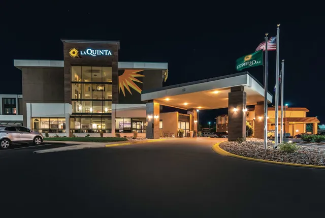 La Quinta Inn & Suites by Wyndham Colorado Springs North
