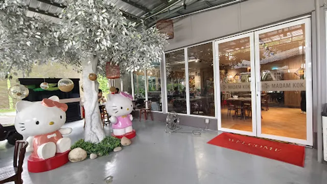 Madam Kok x Mama Thai