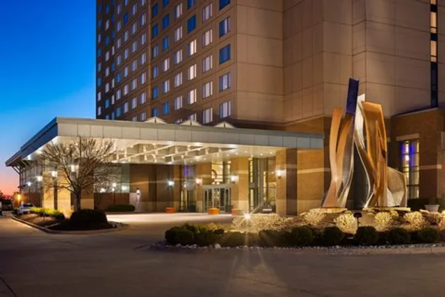 Sheraton Overland Park Hotel at the Convention Center