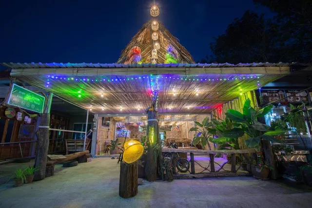 Painting Family Hostel