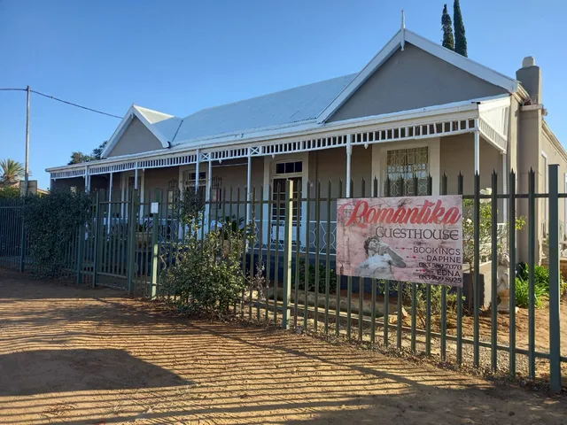 Romantika Guest House