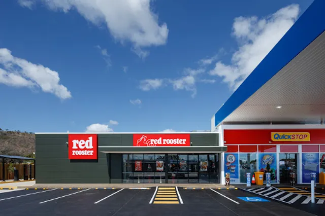 Red Rooster Mount Louisa