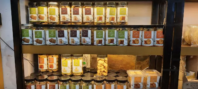 Karamel Bite Cakes & Bakery