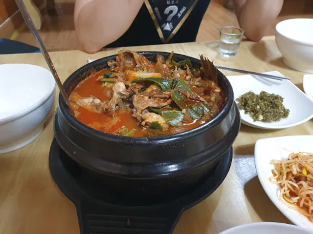 금강매운탕식당