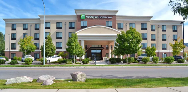 Holiday Inn Express & Suites Missoula Northwest by IHG