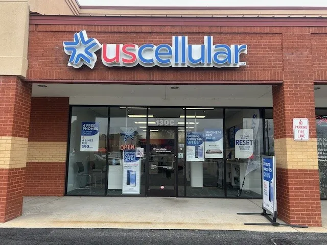 Authorized Retailer UScellular & T-Mobile