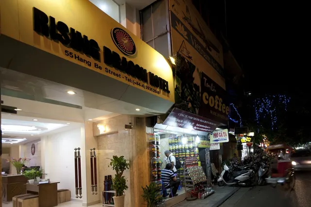 Rising Dragon Legend hotel