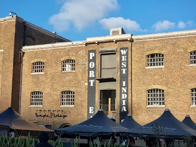 COCO Canary Wharf - Restaurant & Lounge