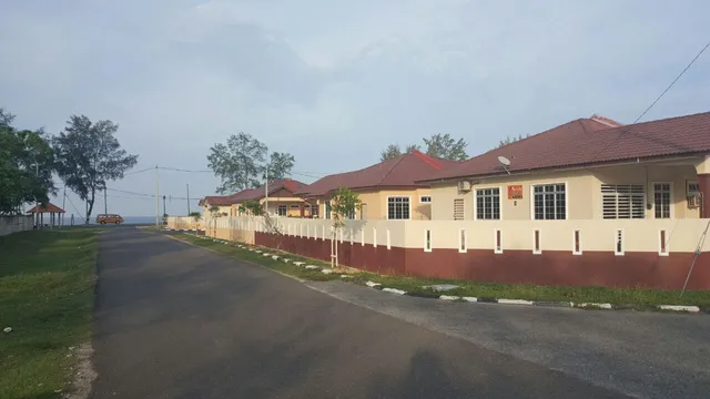 Bestari Beach Homestay Dungun