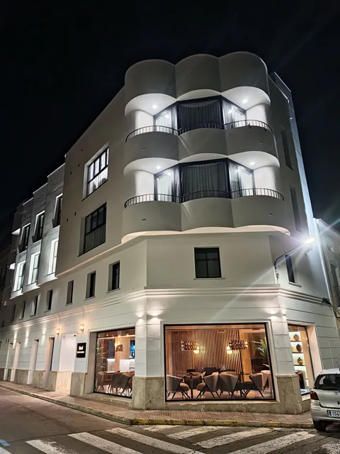 HOTEL SUITES MOMA CENTRO