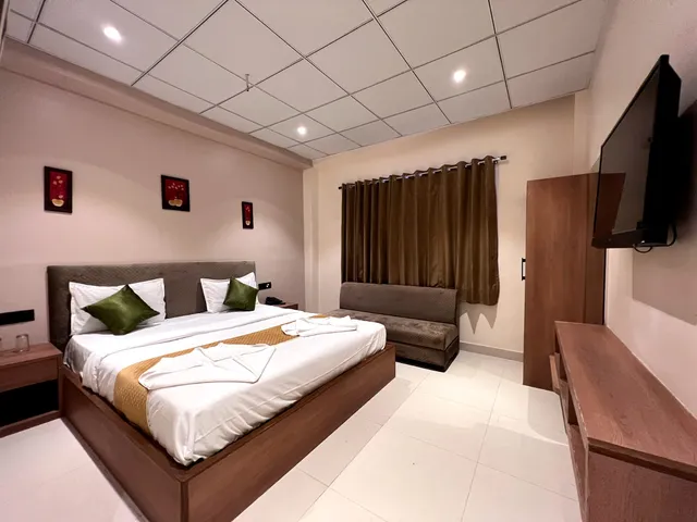 HOTEL GRANDE RESIDENCY