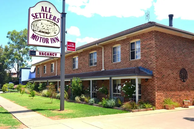 All Settlers Motor Inn