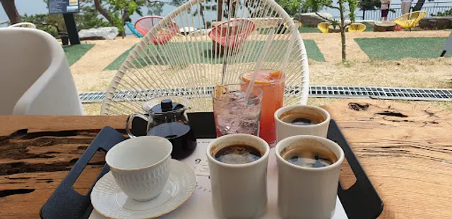 Noahs Roasting View 66