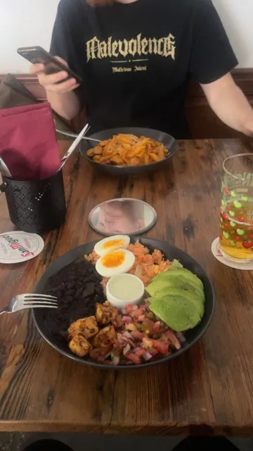 La Cantina Café & Bar