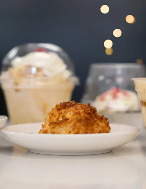 Jackie's Sweets | Coffee Shop & Dominican Cakes