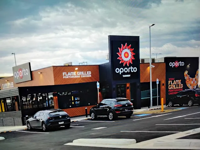 Oporto Tarneit Drive Thru
