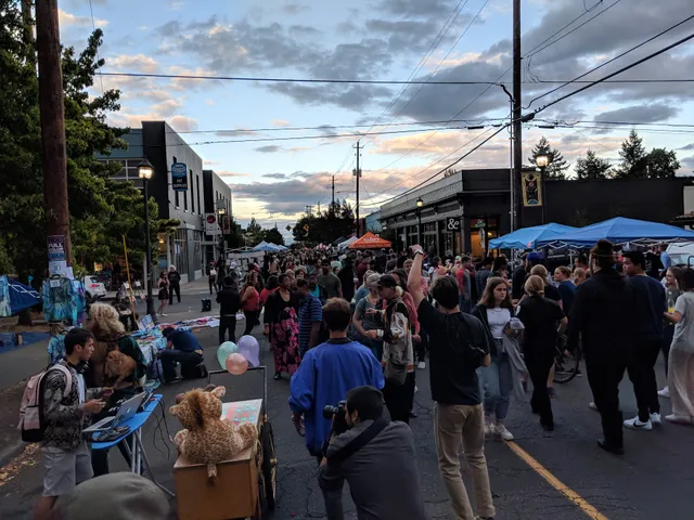 Last Thursday on Alberta Street