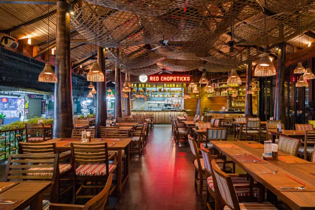 Red Chopsticks, Karon Beach