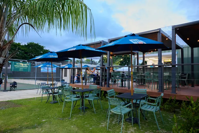 40 -15 Caguas Cuarenta Quince Restaurant @La Academia