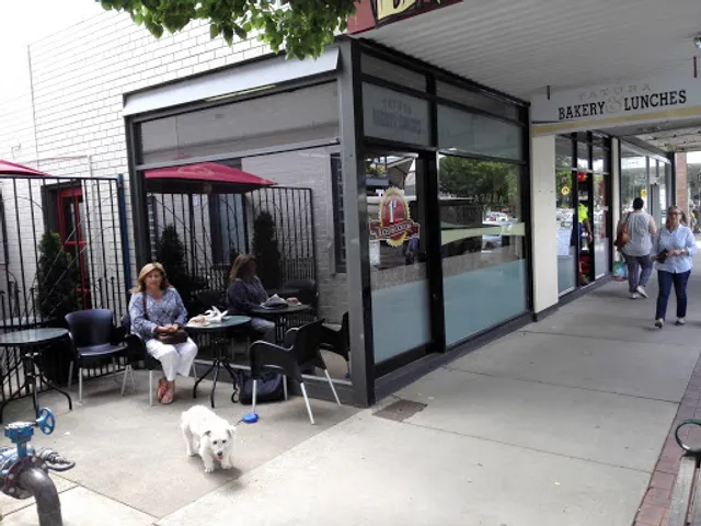 Tatura Bakery & Lunches