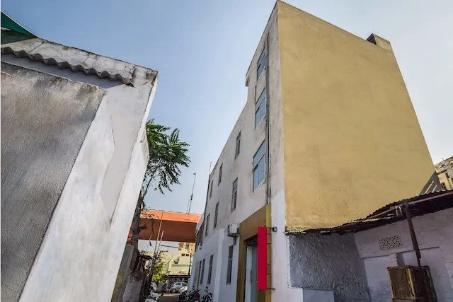 Collection O Hotel Hari Shankar