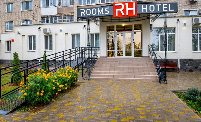 Rooms Hotel