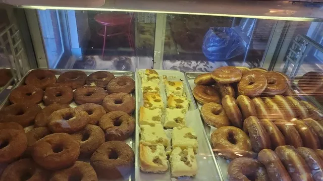 The Farmhouse Bakery Salem