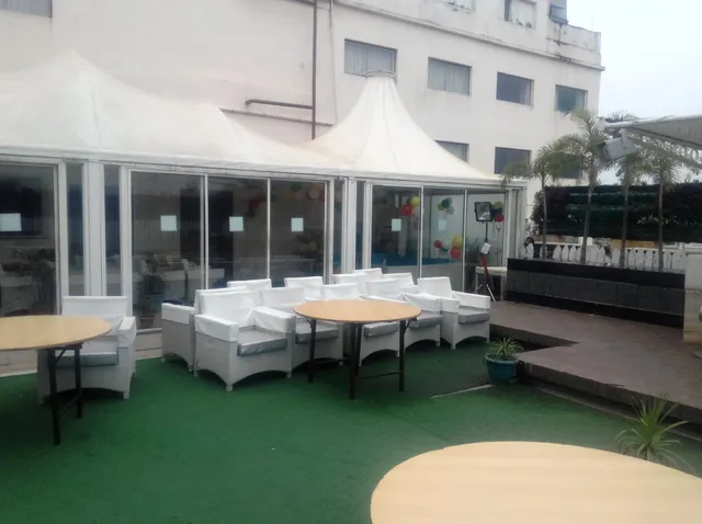 DESIRE- the lounge bar