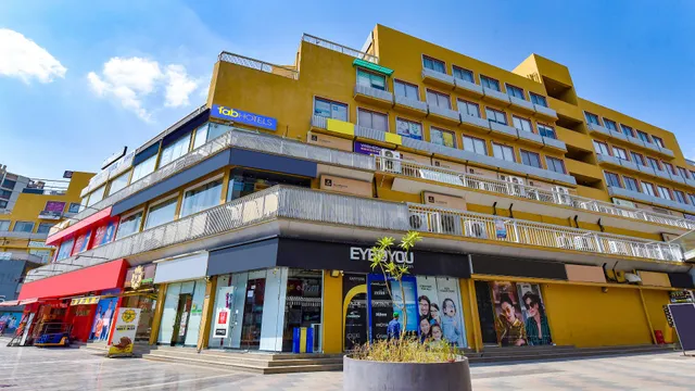 FabHotel Kaviya - Hotel in Bopal