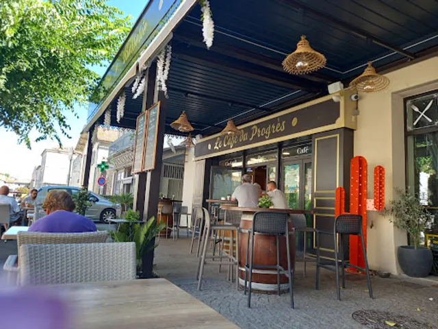 Café Du Progrès