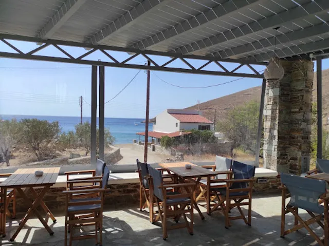 Soiree coffee & more Kythnos (Σουαρέ)