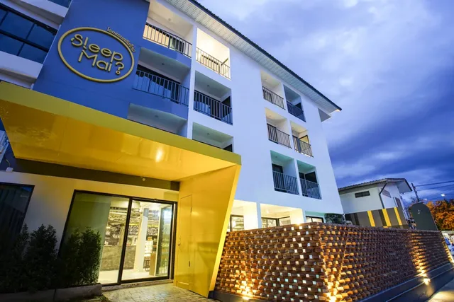 Sleep Mai? Tha Phae Chiang Mai