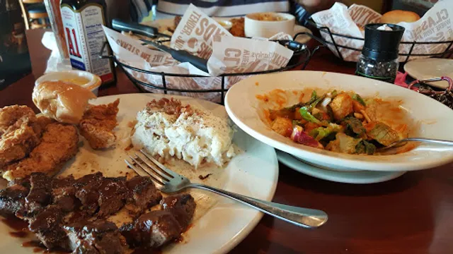 O'Charley's Restaurant & Bar