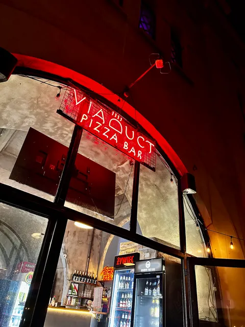 Viaduct Pizza Bar