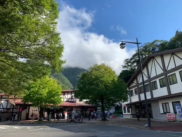 立山黒部アルペンルートきっぷ売り場