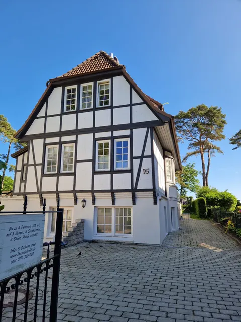 STRANDALLEE 95 - Timmendorfer Strand