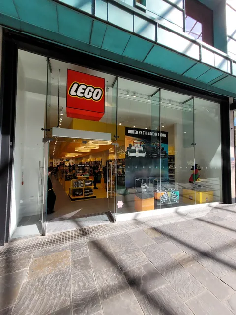 The LEGO® Store Bristol