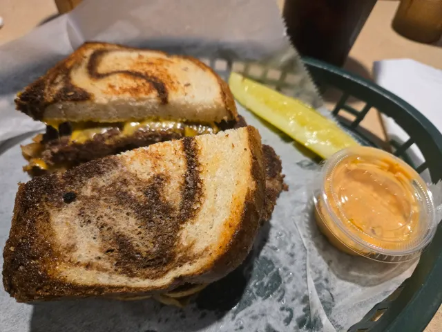 Herscher Restaurant And Pub