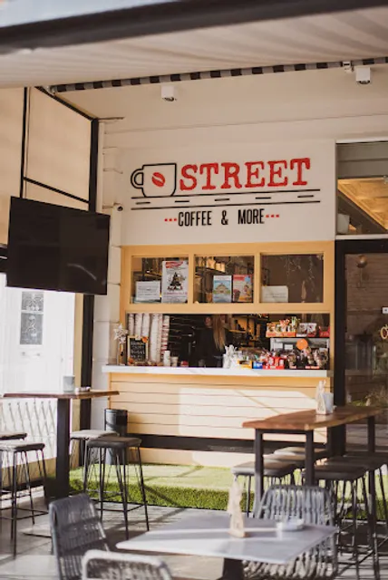 Street Cafe