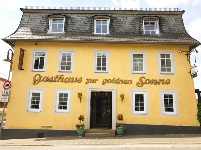 Hotel zur goldenen Sonne