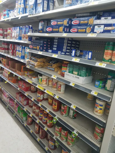 Crestwood Shopping Center