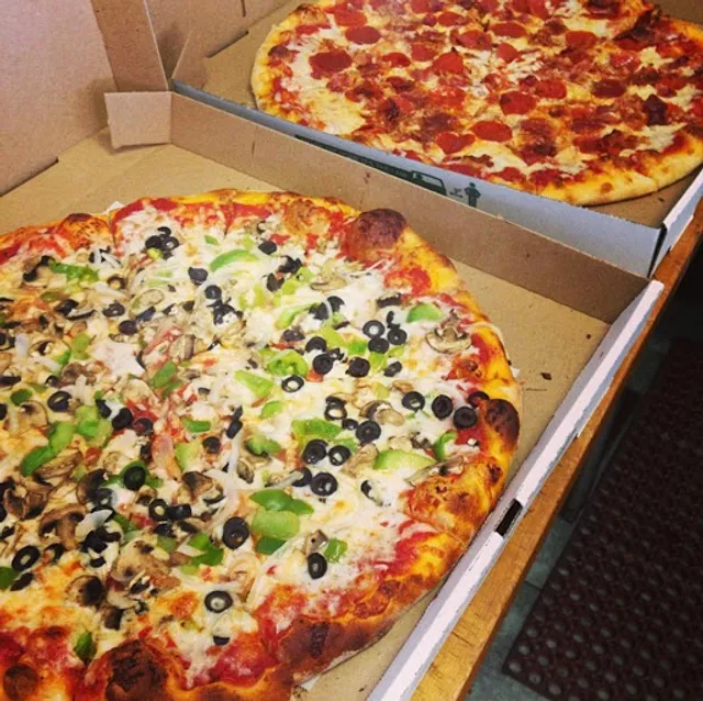 Tomasso's Pizza & Subs