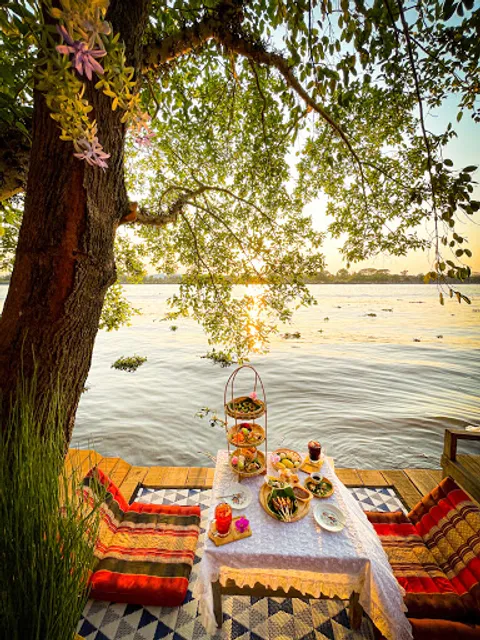 Chaopraya Antique Café