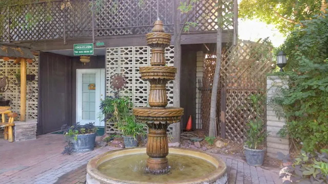 Fountains In the Green