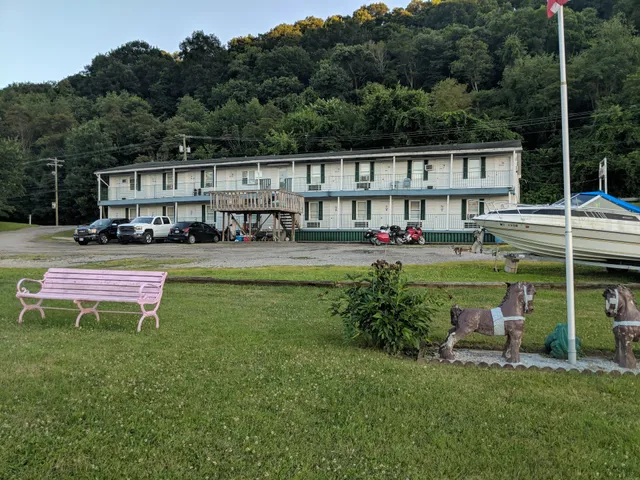 Andrews Motel
