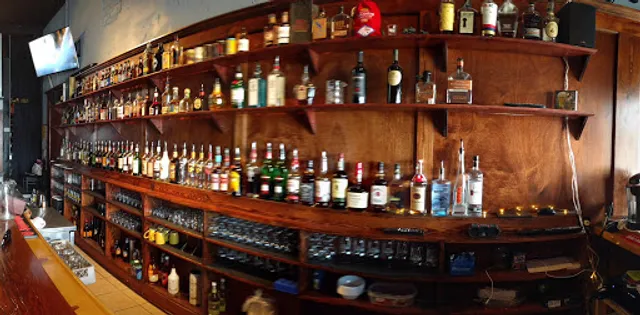 Buck’s Emma Ave. Bar & Tap