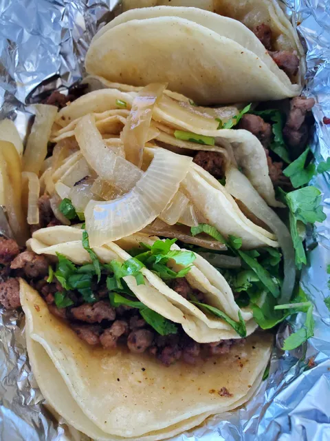 Taqueria Mis Tacos (Food Truck)