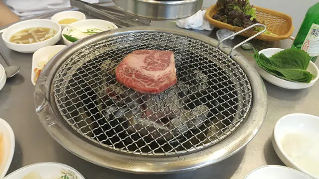 원정식육식당