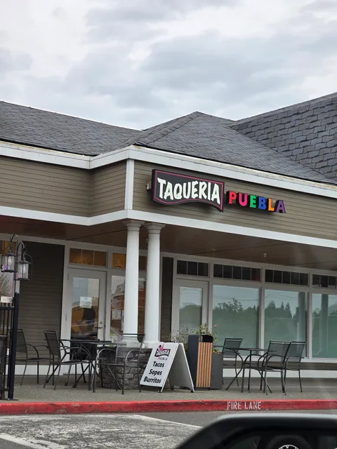 Harbour Pointe Shopping Center